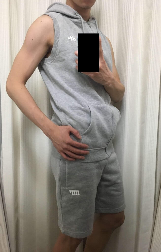form_no-sleeve_shorts